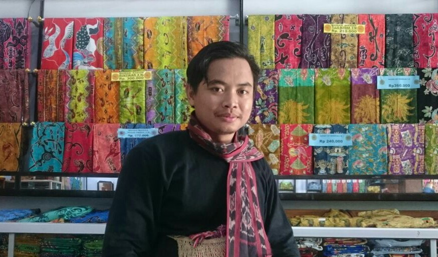 Mahfut-Khanafi Demokrasi Ditengah Polemik Politik Identitas